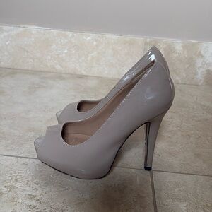 Womans heels